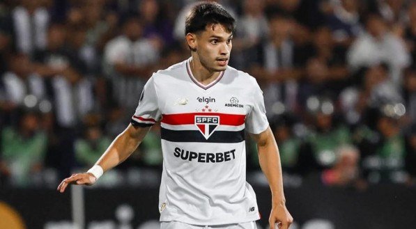 Jogador do São Paulo teria cometido o crime na partida em que as equipes se enfrentaram pela Libertadores, no dia 27 de maio.
