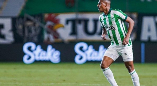 Nova proposta do Tricolor envolveu o empréstimo de dois jogadores, com mais R$5 milhões pelo atleta da equipe alviverde. Veja detalhes.
