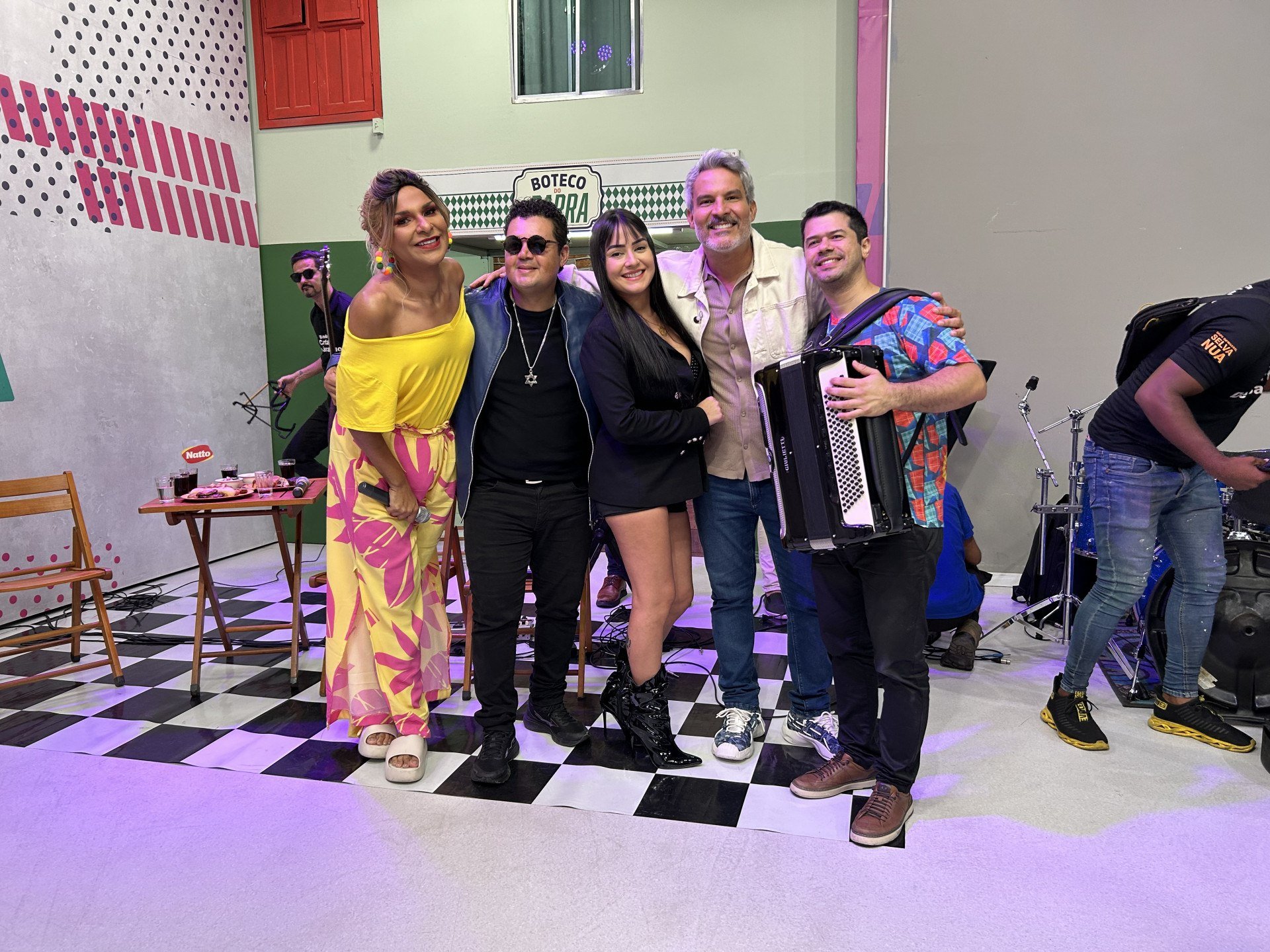 Banda Carta do Baralho e Dudu do Acordeon no Boteco do Barra da semana