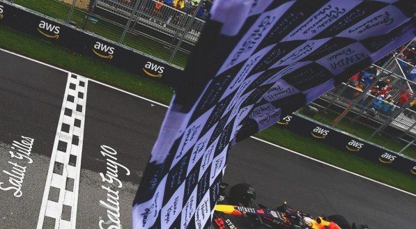 O GP do Canadá acontece entre 13 e 15 de junho no Circuito Gilles Villeneuve, em Montreal, e promete fortes emoções. Com liderança apertada na tabela, Piastri, Norris e Verstappen chegam como favoritos. Gabriel Bortoleto tenta seus primeiros pontos