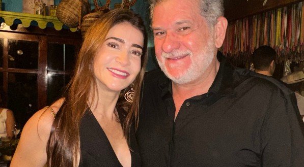 Cristiana e Luiz Mário Moutinho no aniversário de Marcos Tiburtius em Porto de Galinhas