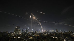 Desde a última quinta-feira (12), Israel e Irã trocam ataques, escalando o conflito no oriente médio sob os olhares de outras nações