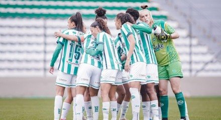 Equipe gaúcha faz temporada de dificuldades e se aproxima da zona de rebaixamento após derrota em casa pela penúltima rodada da primeira fase.