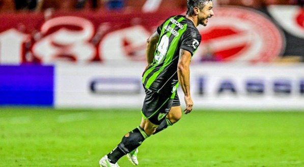 Atacante comandou o resultado conquistado pelo Coelho em Goiânia, em duelo válido pela 12ª rodada da Série B do Campeonato Brasileiro.