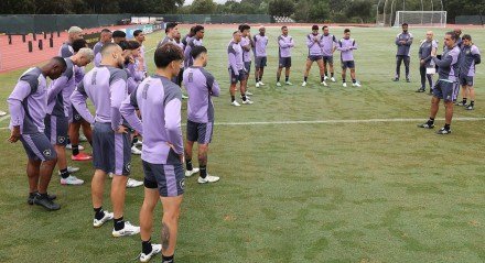 A chave é considerada a mais difícil do torneio e conta ainda com Atlético de Madrid e Paris Saint-Germain