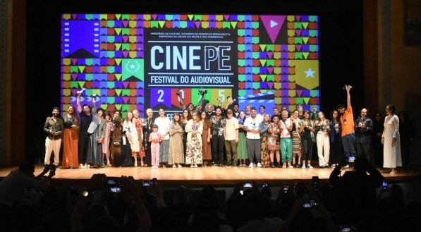 Cine PE 2025: "A Melhor Mãe do Mundo" é o grande vencedor entre os longas. Veja vencedores