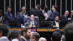 Câmara aprova urgência para sustar efeitos de decreto do IOF