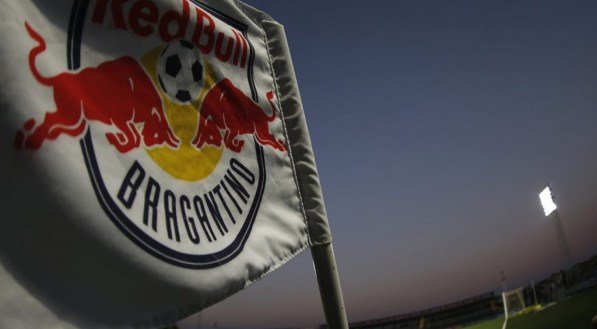 Braga perdeu para o Sfera por 3 a 2 no Sub-15 e 1 a 0 no Sub-17.
