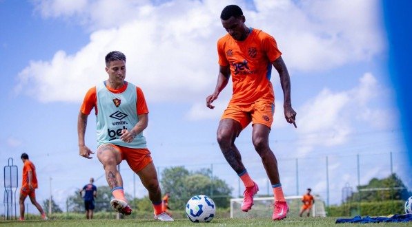 Imagem do lateral-direito Matheus Alexandre do Sport
