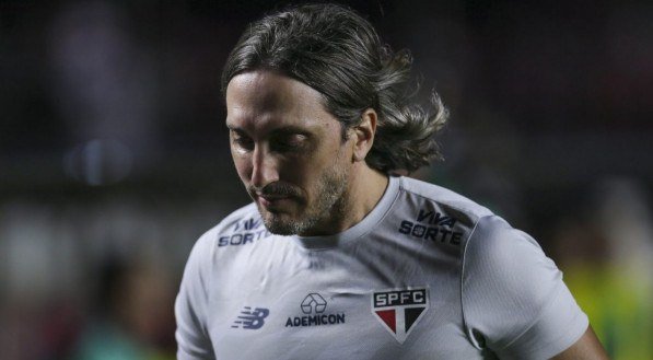 Treinador já vinha sofrendo uma pressão nos bastidores