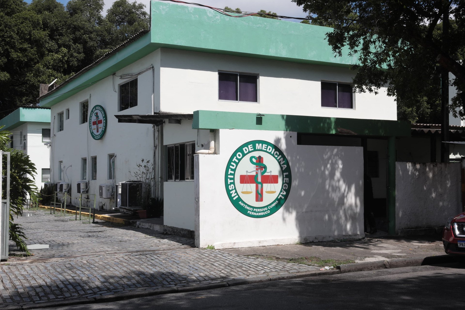 Mulher é encontrada morta em Jaboatão; família suspeita de feminicídio