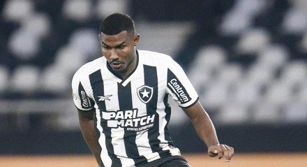 Dono da SAF da equipe Alvinegra afirmou  em entrevista que as tratativas incluem apenas dois jogadores: o atacante Igor Jesus e o zagueiro Jair.