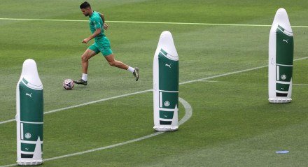 Flaco avalia empate com o Porto e cobra eficácia do Palmeiras antes de encarar o Al Ahly.