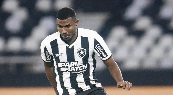 Dono da SAF da equipe Alvinegra afirmou em entrevista que as tratativas incluem apenas dois jogadores: o atacante Igor Jesus e o zagueiro Jair.