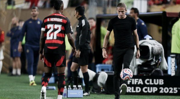 Jornal espanhol "As" ainda destacou a atuação de De Arrascaeta, autor de um dos gols da vitória por 2 a 0 sobre o Espérance, da Tunísia.