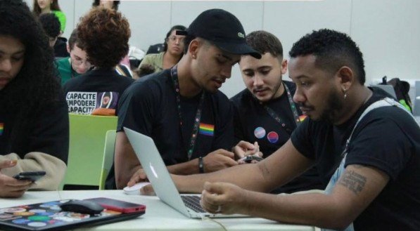 HackaPride 2025 abre inscrições e chega a cinco cidades de Pernambuco