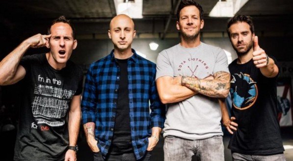 Simple Plan anuncia documentário no Prime Video em comemoração aos 25 anos de carreira