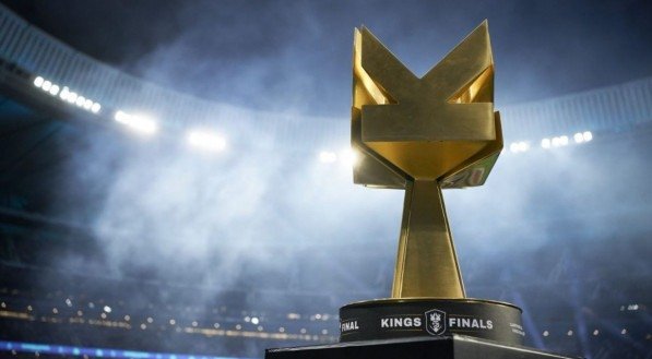 Liga de futebol de sete, criada pelo ex-jogador espanhol Gerard Piqué, busca popularizar o evento no país e iniciou conversas pela transmissão.