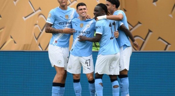 City resolve no primeiro tempo e estreia com vitória na Copa do Mundo de Clubes
