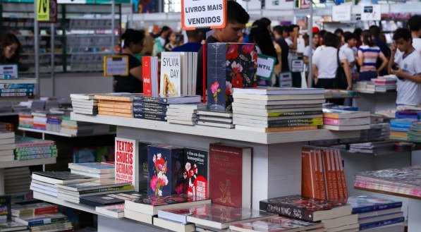 Stand de livros do Clipe etapa Sertão