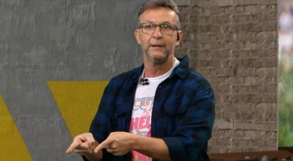 Apresentador revelou detalhes do seu convívio com o ex-colega de emissora, que atualmente está na Rede Globo de Televisão.
