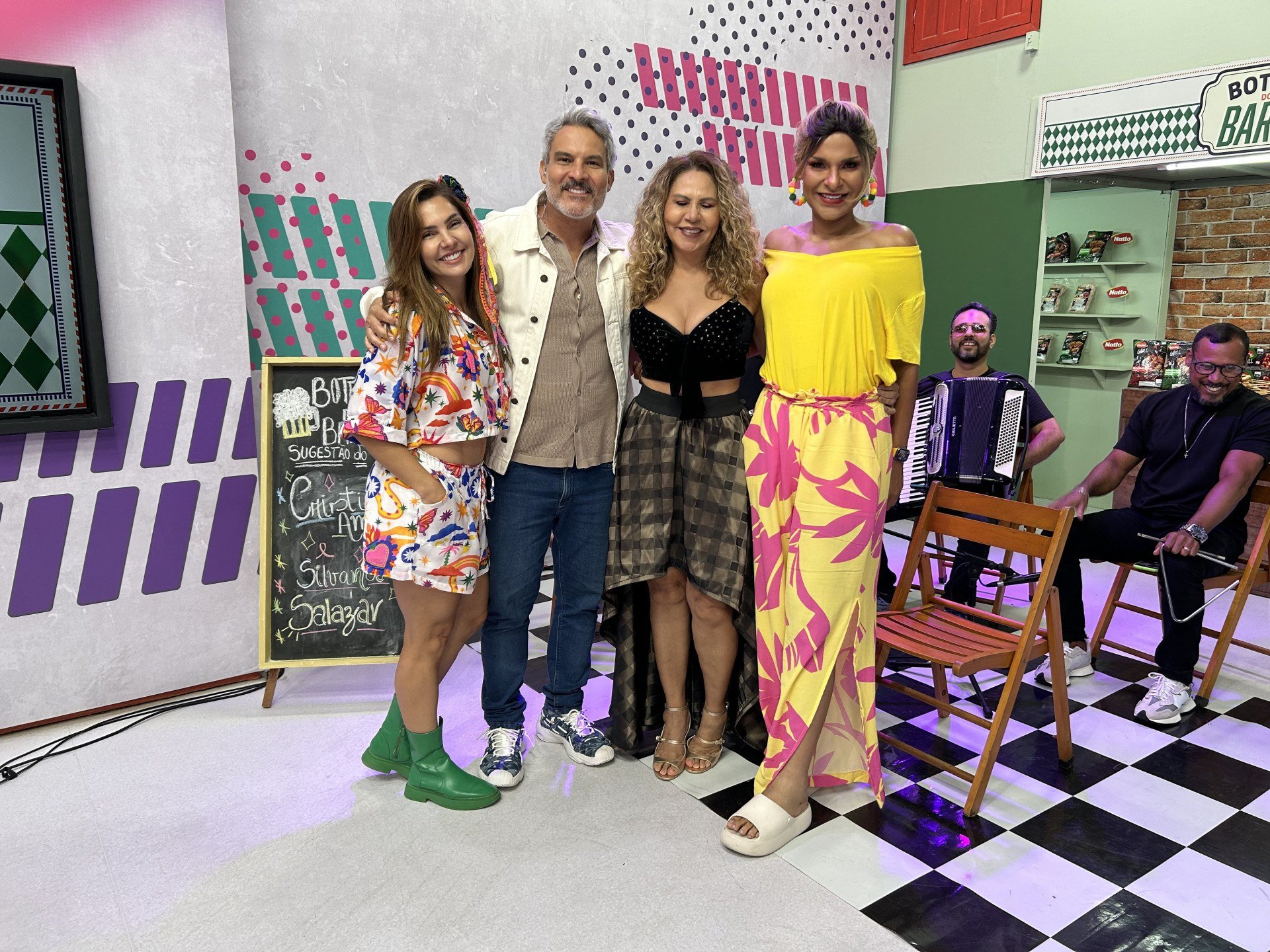 Silvana Salazar e Cristina Amaral foram recebidas por Flavio Barra e Jurema no Boteco
