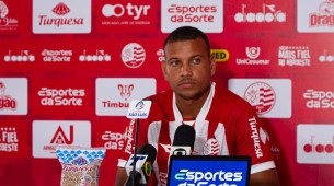 Mateus Silva, novo zagueiro do Náutico