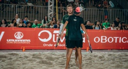 Fãs de futebol, atletas de um dos maiores torneios de Beach Tennis do mundo estão acompanhando o novo Mundial de Clubes de futebol e deram seus palpites