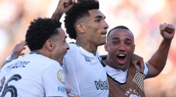 O gol de Igor Jesus garantiu a liderança do grupo ao Botafogo