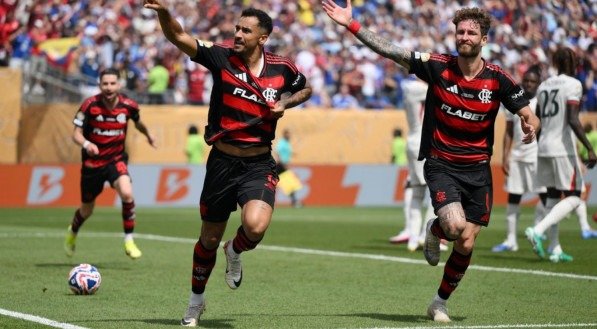 O Rubro-Negro assumiu a liderança do grupo