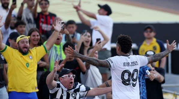 Análise: Botafogo vence o PSG e escreve capítulo épico em sua história