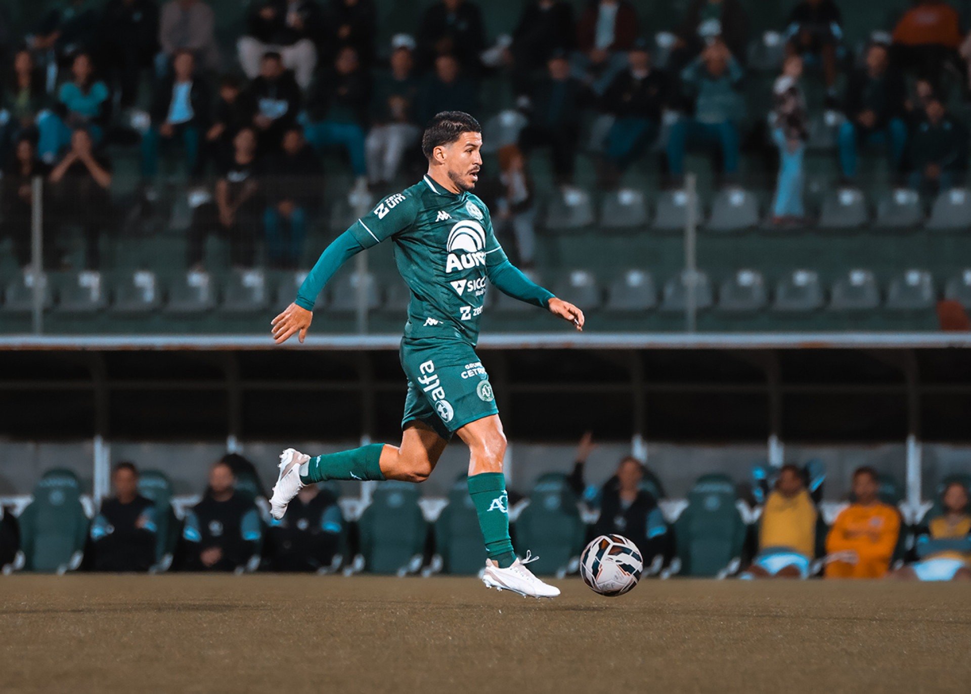 Botafogo-SP x Chapecoense ao vivo (20/06): horário e onde assistir jogo da Série B 2025