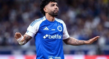 Saudades da ex? Atacante, que hoje está no Cruzeiro, teve passagem marcante pela equipe rubro-negra, e aproveitou para relembrar.