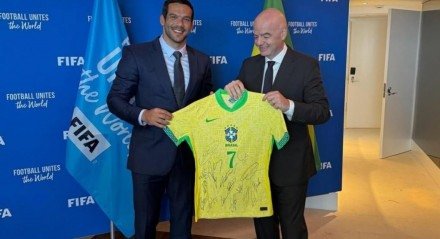 Nesta sexta-feira (20/6), o presidente da entidade, Samir Xaud, se reuniu com Gianni Infantino e Mattias Grafström e comunicou oficialmente o interesse do país em sediar a Copa do Mundo de Clubes da Fifa em 2029