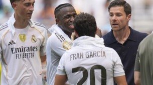 Em busca da primeira vitória no torneio, o Real Madrid enfrenta o Pachuca, do México, às 16h (de Brasília)