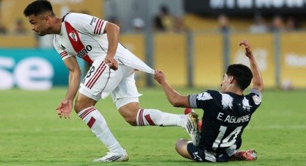 Em jogo marcado por muitas faltas, River e Monterrey embolam Grupo E com o resultado 