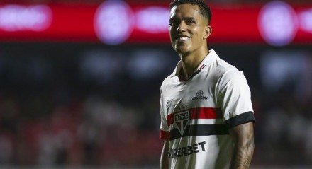 Fora dos planos do Tricolor, onde tinha contrato atÃ© dezembro deste ano, o lateral-direito acertou com o Peixe, clube que autou nas categorias de base.