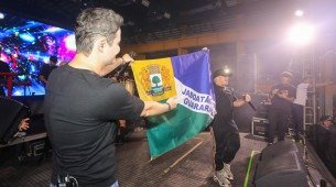 Dupla Matheus e Kauan se apresentou no S&atilde;o Jo&atilde;o de Jaboat&atilde;o Centro
