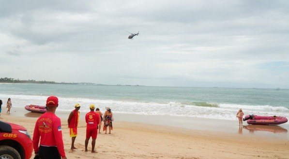 Corpo de Bombeiros atua nas buscas por mulher desaparecida em Suape