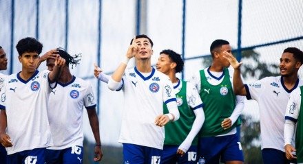 O Tricolor possui campanhas semelhantes nas duas categorias diferentes e procura melhorar o desempenho.