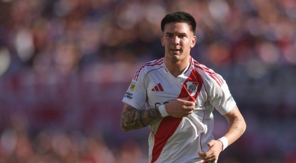 Torcedor do River Plate confessa ter incendiado próprio carro para viajar aos EUA