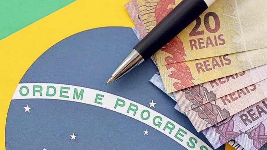 Divida Pública Federal pode chegar a 124% do PIB em 2035