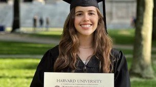 Sarah Borges, a brasileira que alancou título inédito em Harvard 