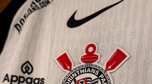 Corinthians renova com a Nike por mais 10 anos e projeta faturamento bilionário