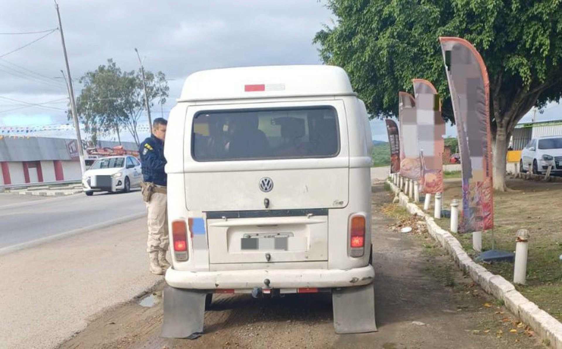 Polícia Rodoviária Federal (PRF) detém procurados no interior de Pernambuco
