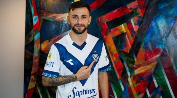 Meio-campista de 29 anos tem dupla nacionalidade (sírio e argentino) e foi um pedido pessoal do técnico Juan Pablo Vojvoda.