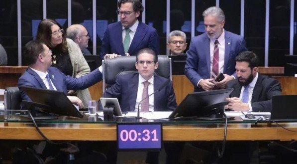 Hugo Motta lederou a sessçao que derrotou o governo nesta quarta-feira.