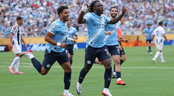 Manchester City atropela Juventus em Orlando e avança na liderança