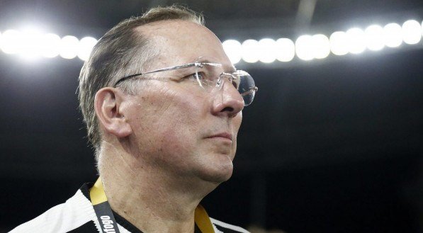 Rebaixamento do clube francês pode influenciar em futuras negociações de jogadores e afeta também o caixa da equipe carioca