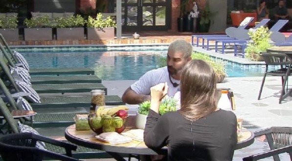 'Esnobados' por Ray e Victor, Carol e Radamés reagem com ironia no Power Couple